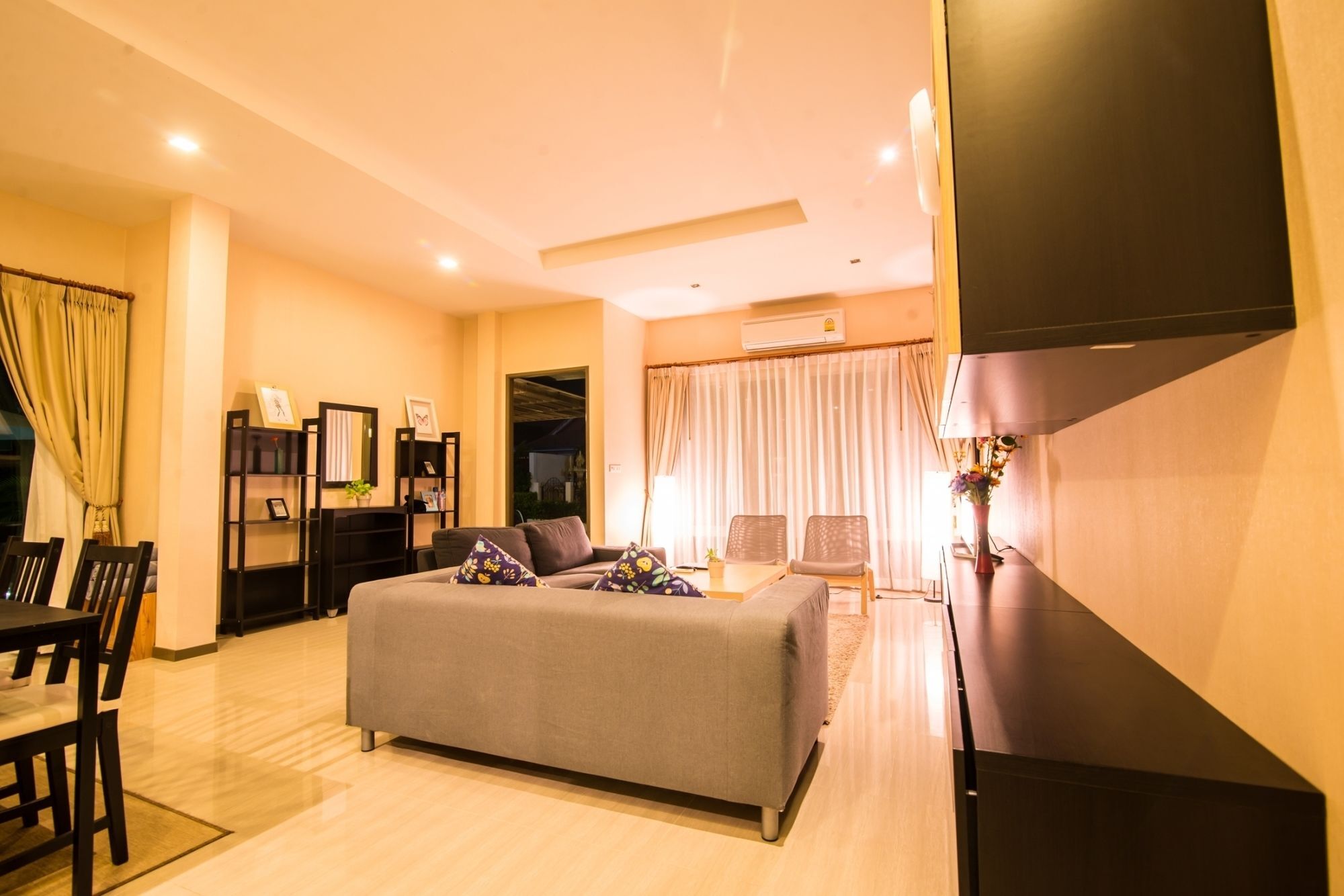 The Ville Deluxe Modern Pool Villa Pattaya ภายนอก รูปภาพ
